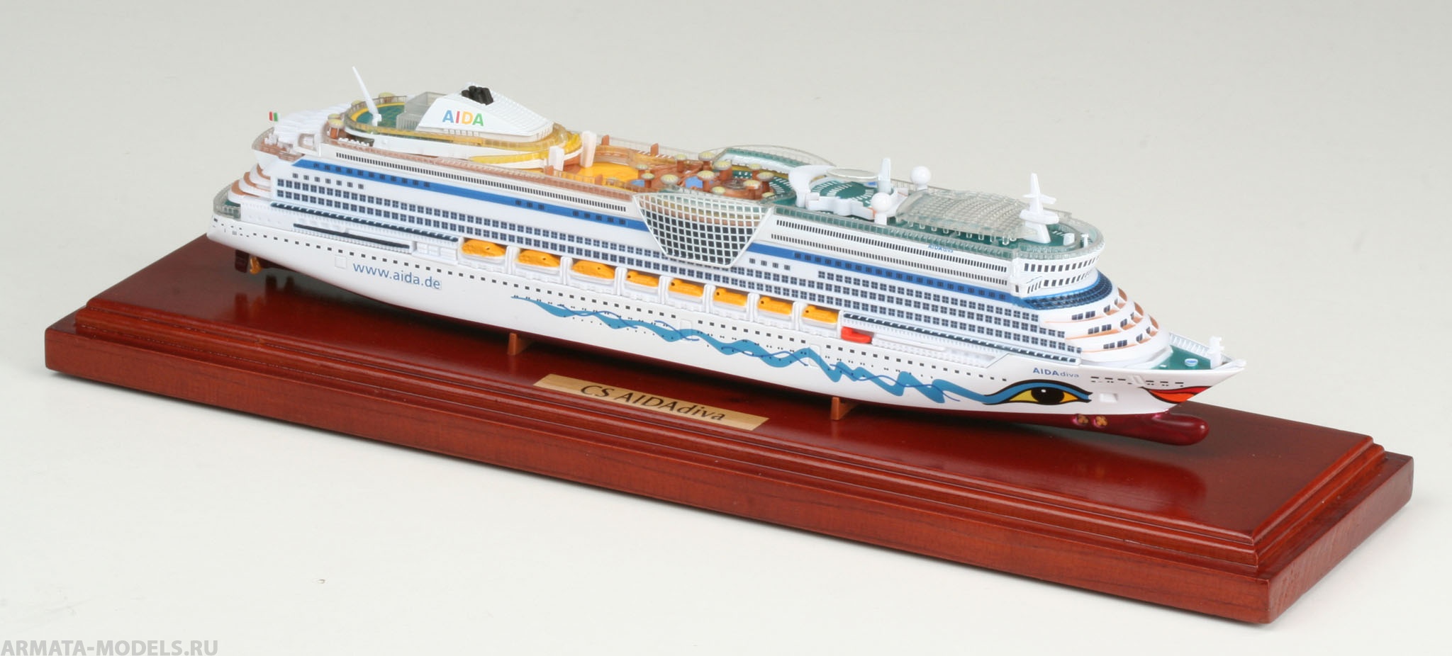 08199 Круизное судно Aida Diva Revell