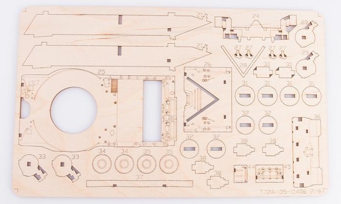 11406BAUMI Сборная модель танка Т-72А Baumi